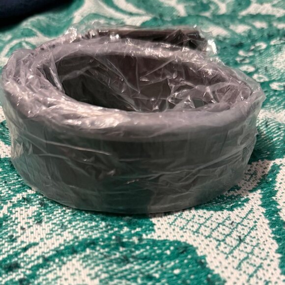 Men’s Silver Buckle Leather Belt – Ratchet Style, Adjustable Dress Belt (120cm) - Picture 2 of 4